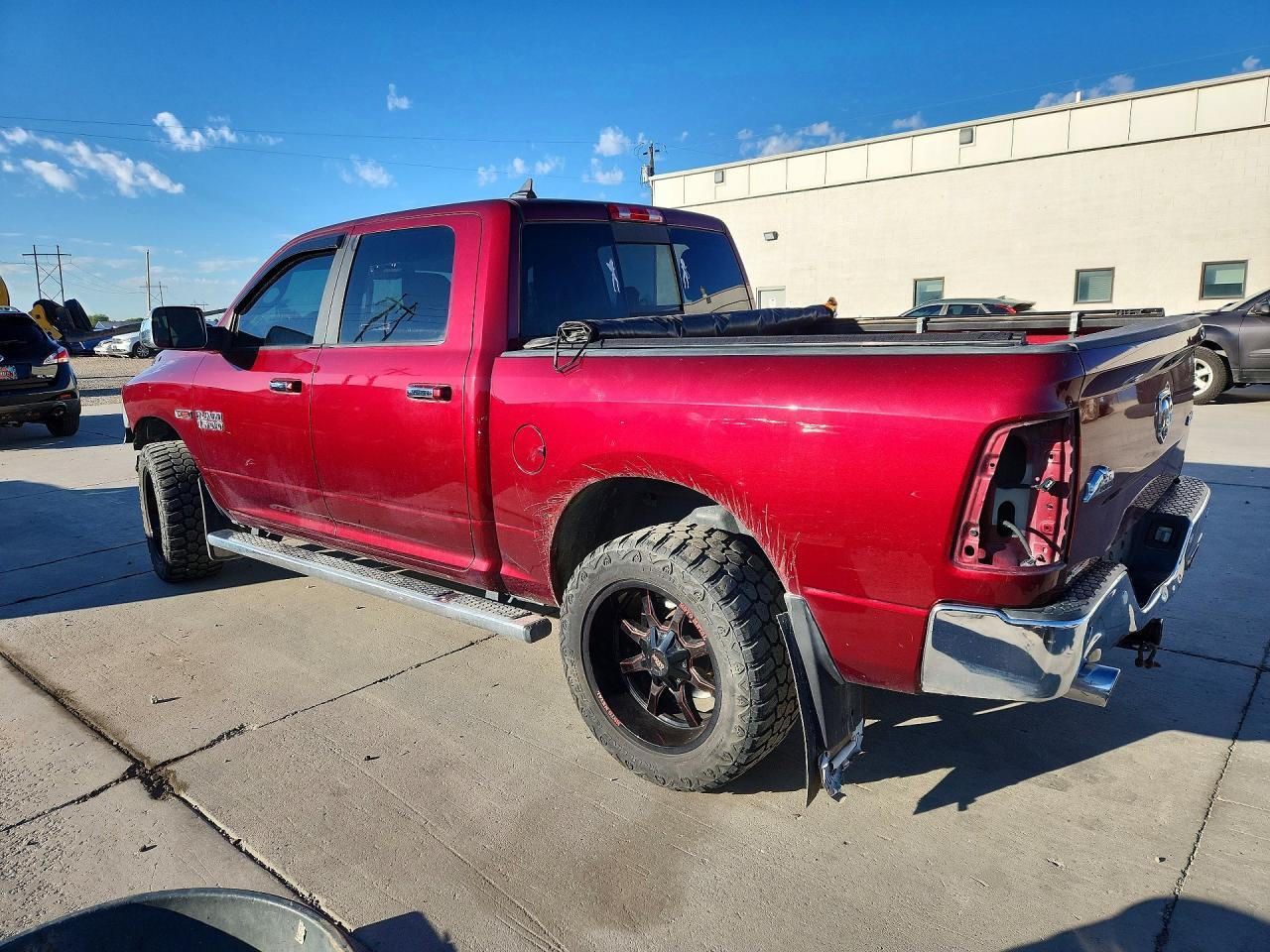2017 Ram 1500 Slt - Фото 2