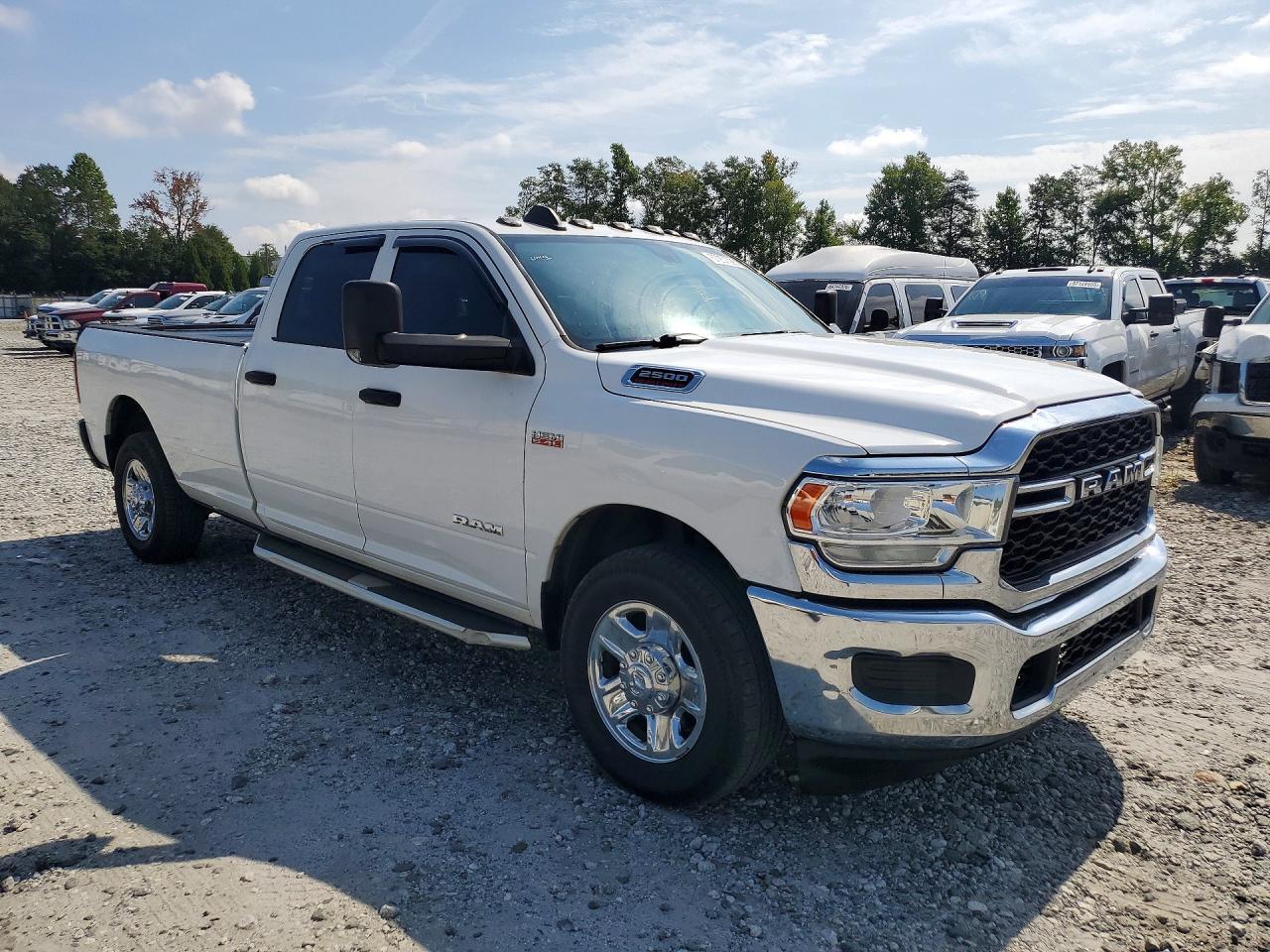 2019 Ram 2500 Tradesman - Image 4