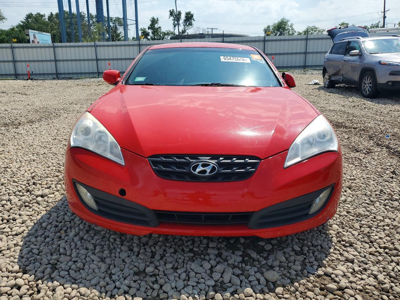 2012 Hyundai Genesis Coupe 3.8 R-Spec - Image 5