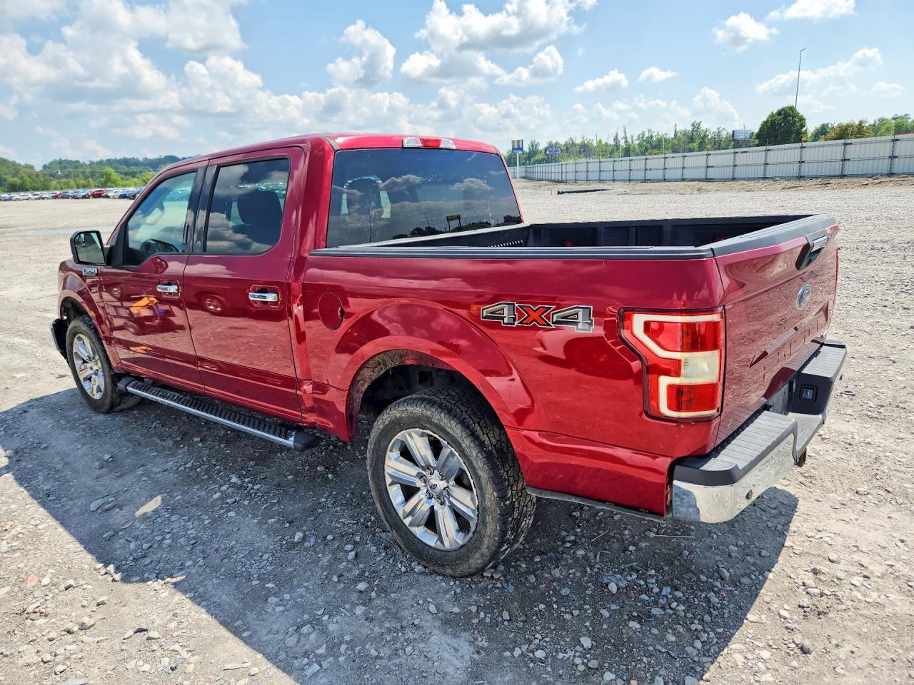 2018 Ford F150 Supercrew - Фото 2