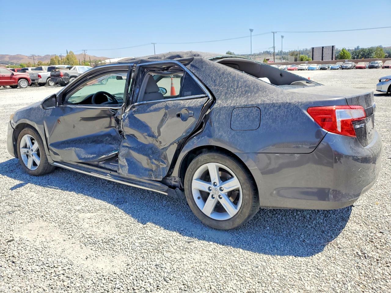 2012 Toyota Camry Le - Image 2