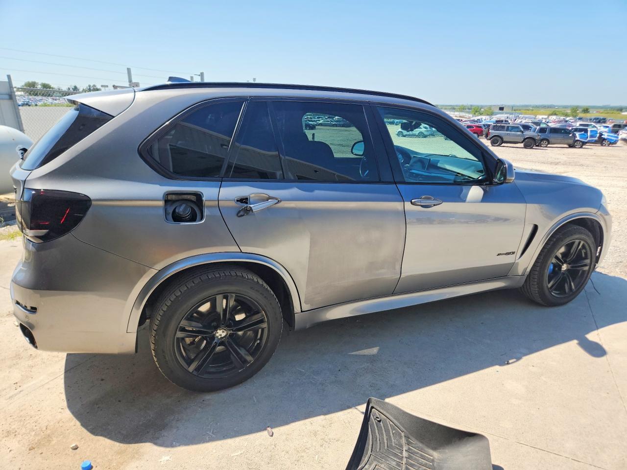 2016 BMW X5 xDrive50I - Фото 3