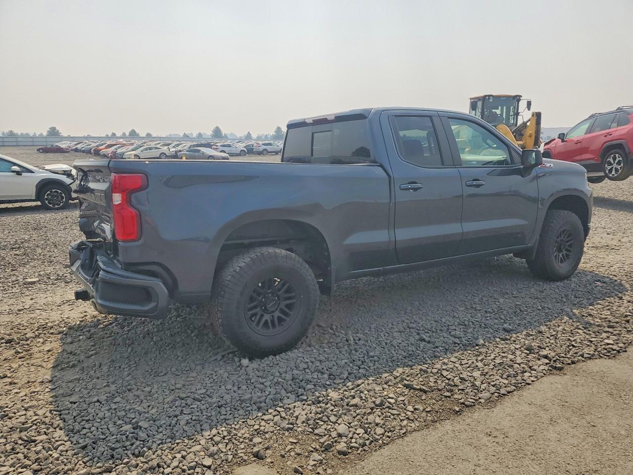 2019 Chevrolet Silverado K1500 Rst - Image 3