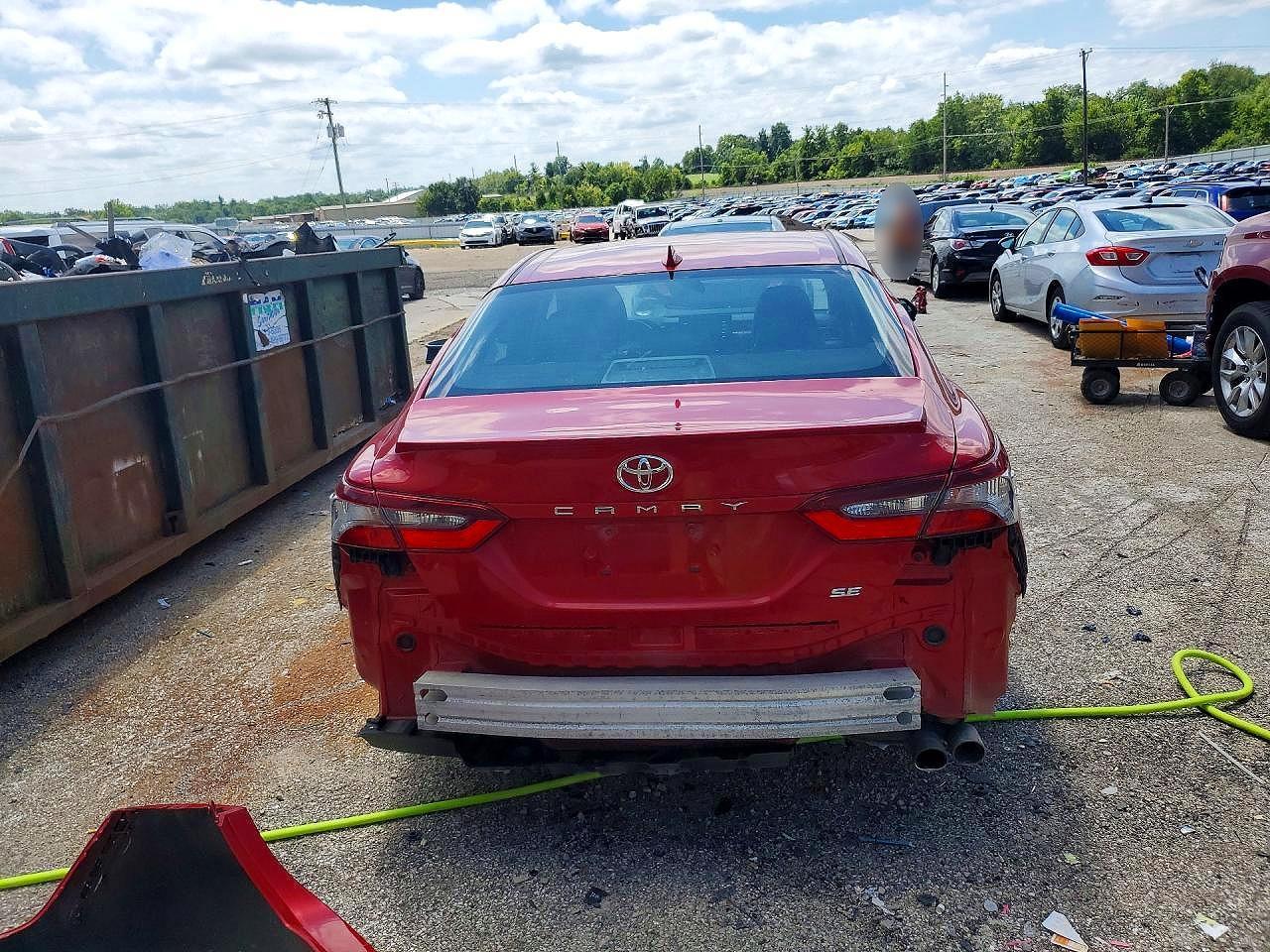 2021 Toyota Camry Se - Фото 6