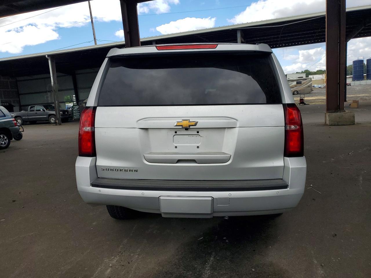 2017 Chevrolet Suburban K1500 Lt - Фото 6