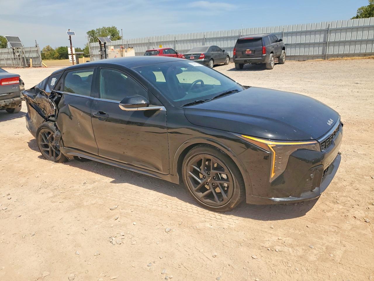 2025 Kia K4 Gt-Line Turbo - Image 4