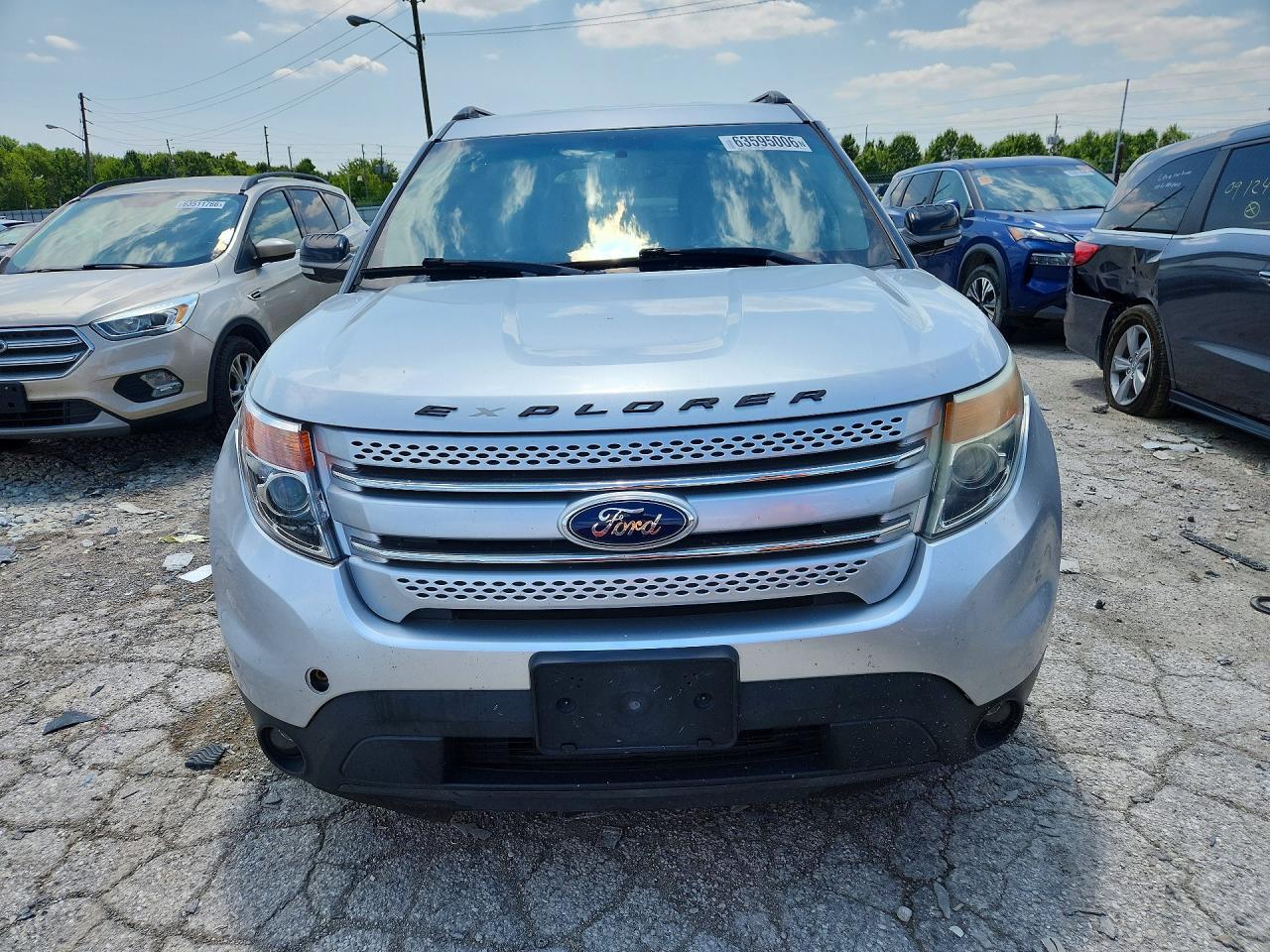 2015 Ford Explorer Xlt - Image 5