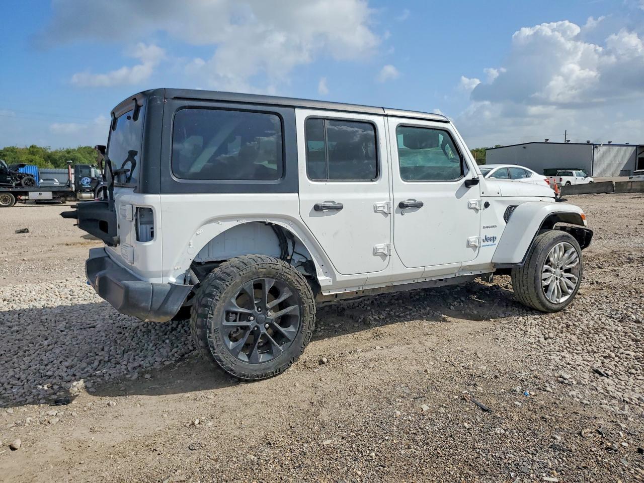2023 Jeep 15 Ft - Фото 3