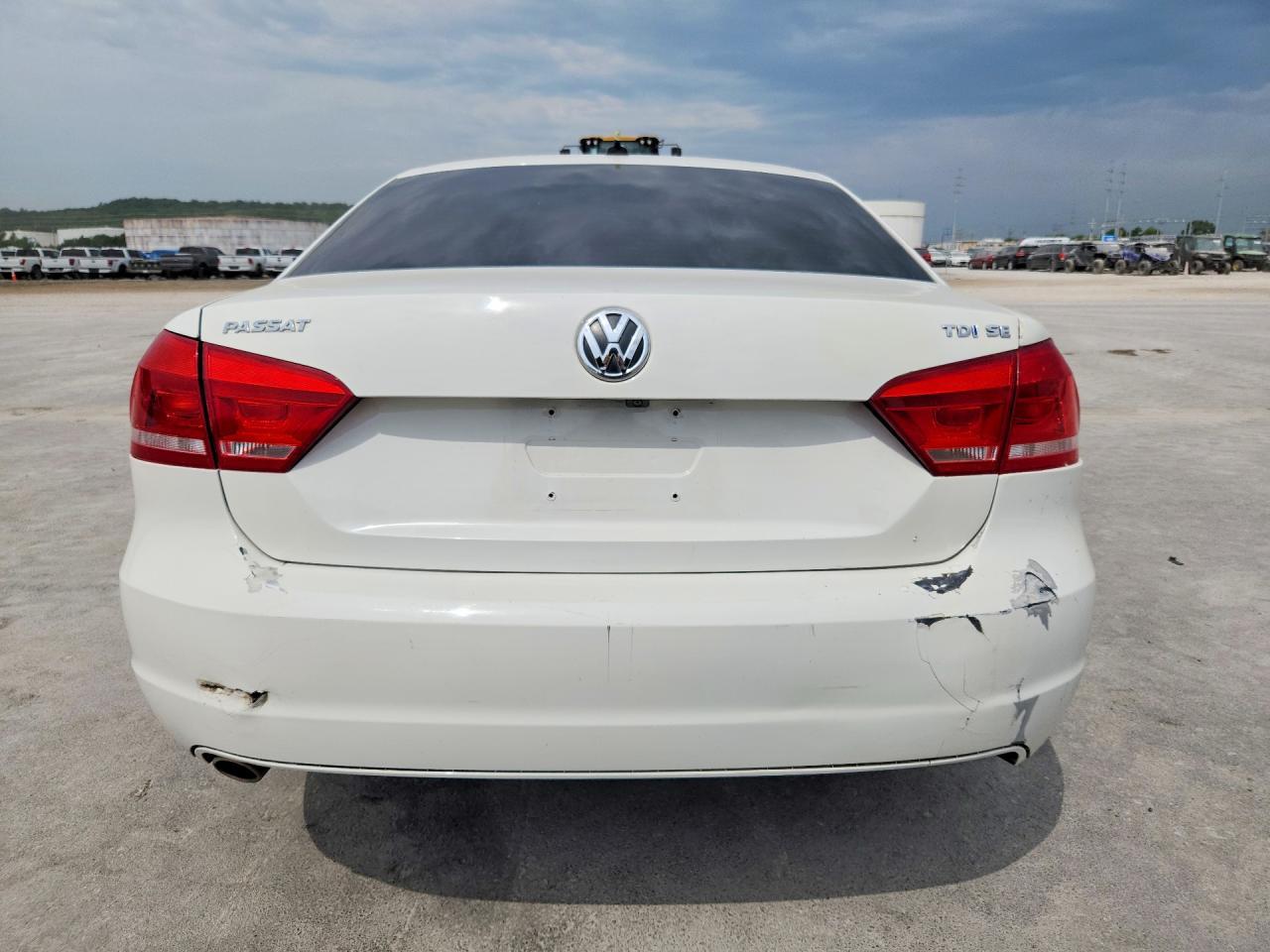 2015 Volkswagen Passat Se - Image 6