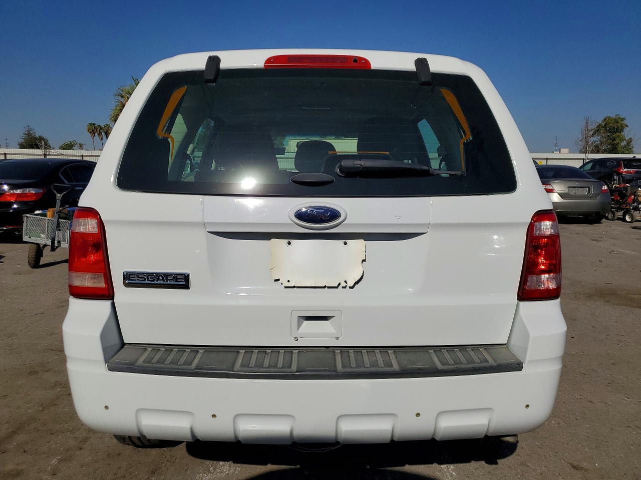 2011 Ford Escape Xls - Image 6