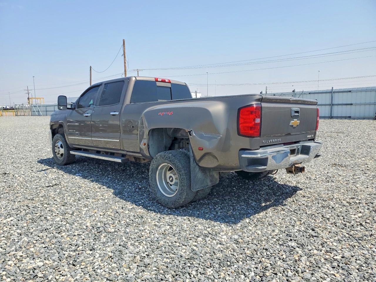 2015 Chevrolet Silverado K3500 Ltz - Image 2