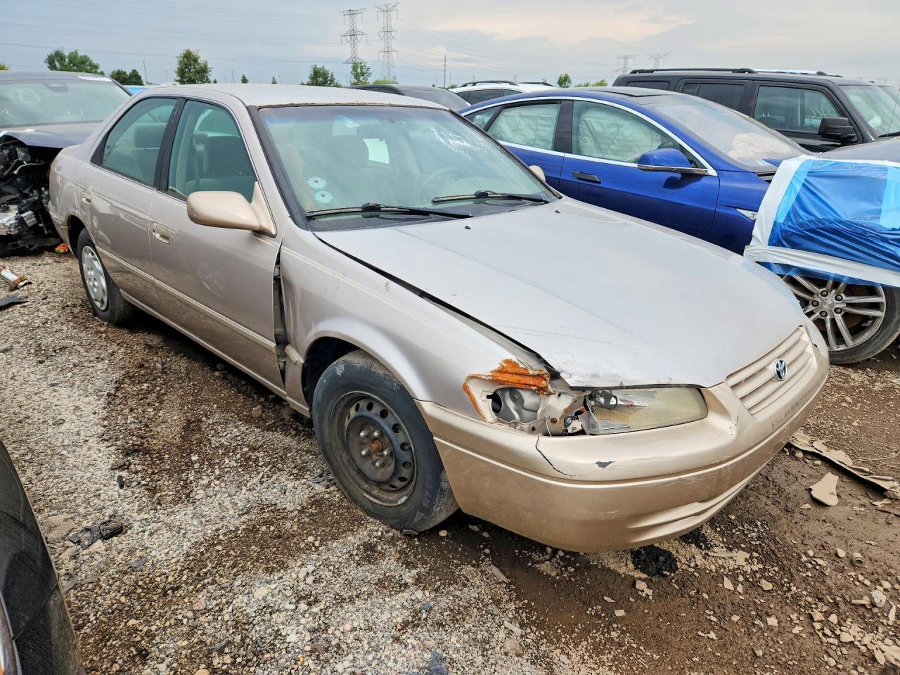 1999 Toyota Camry Le - Фото 4