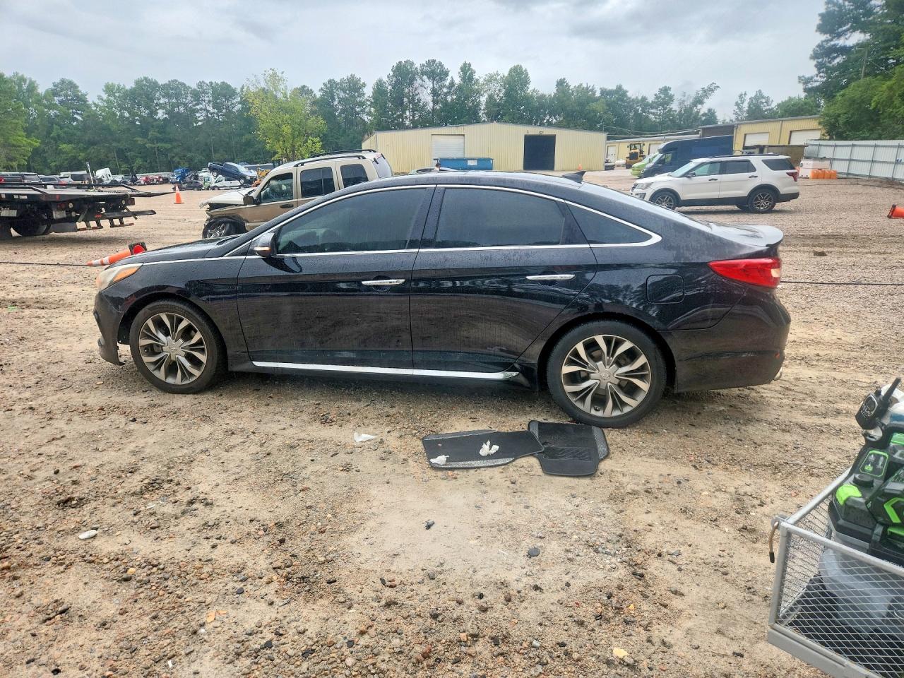 2017 Hyundai Sonata Limited 2.0T - Image 2