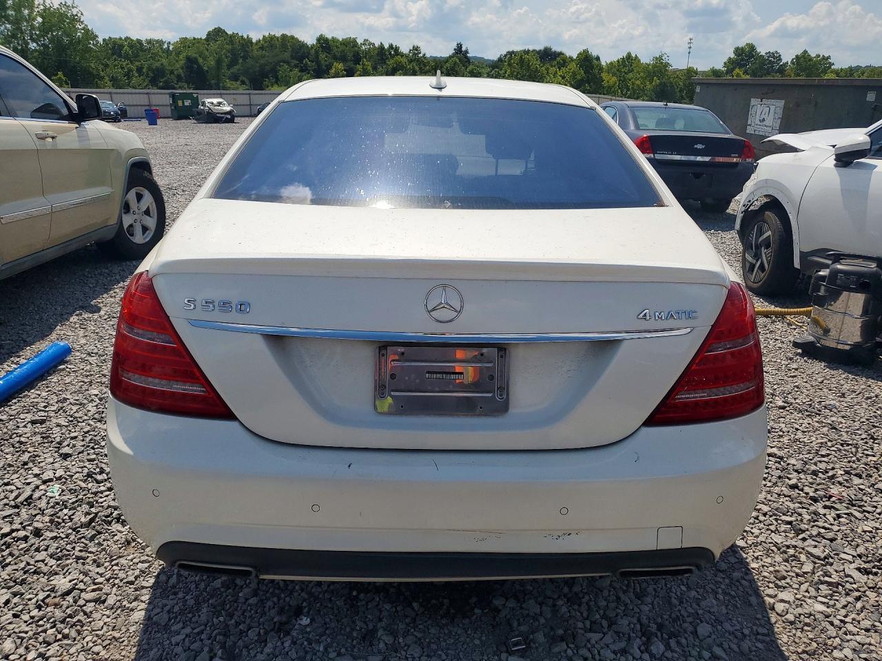2010 Mercedes-Benz S 550 4Matic - Image 6