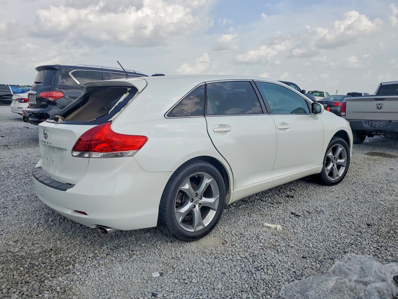 2010 Toyota Venza Fwd V6 - Image 3