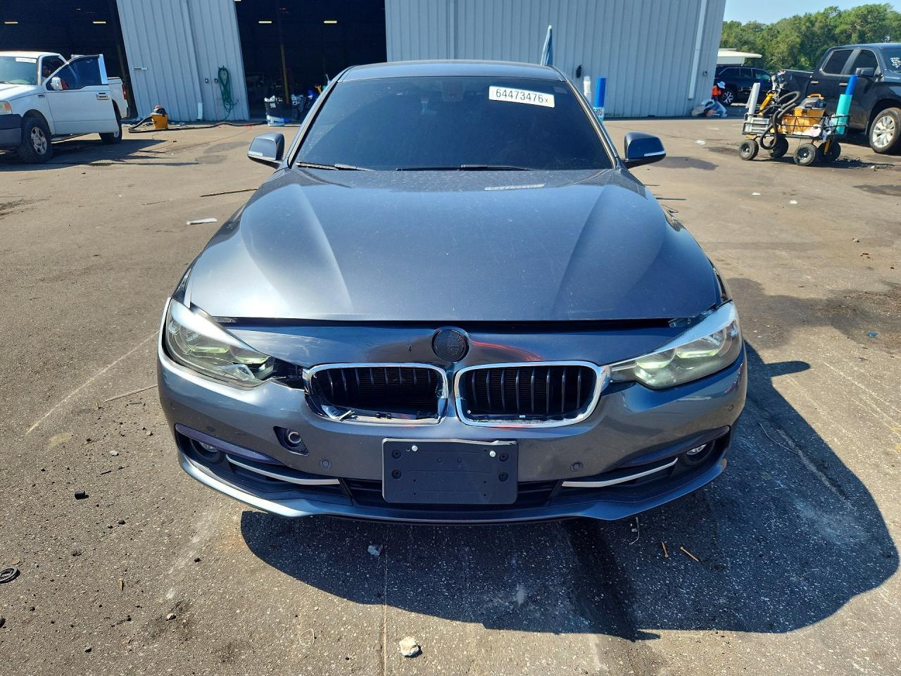 2017 BMW 330 I - Фото 5