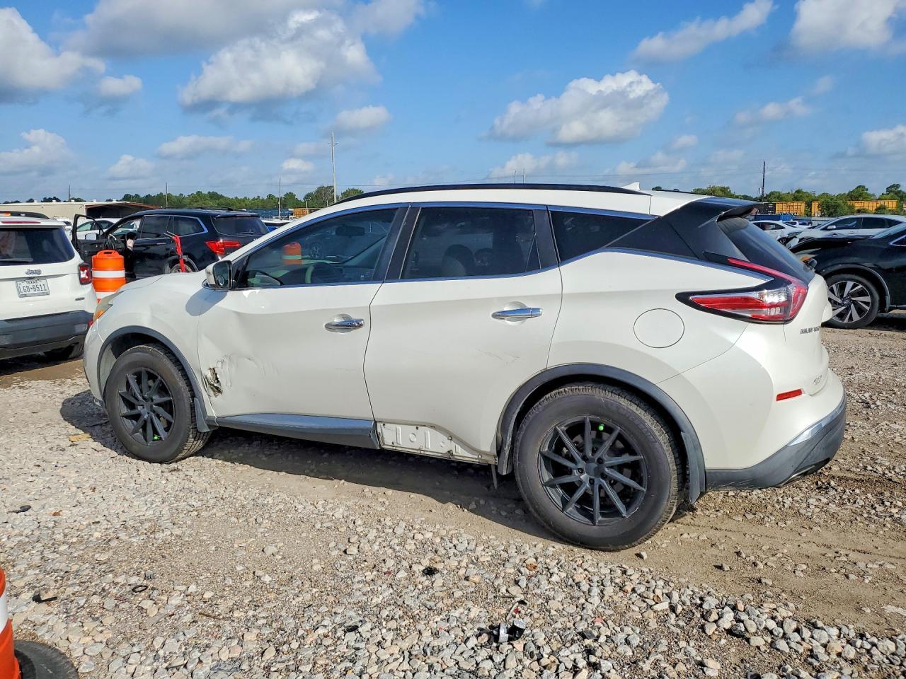 2016 Nissan Murano Sv - Фото 2