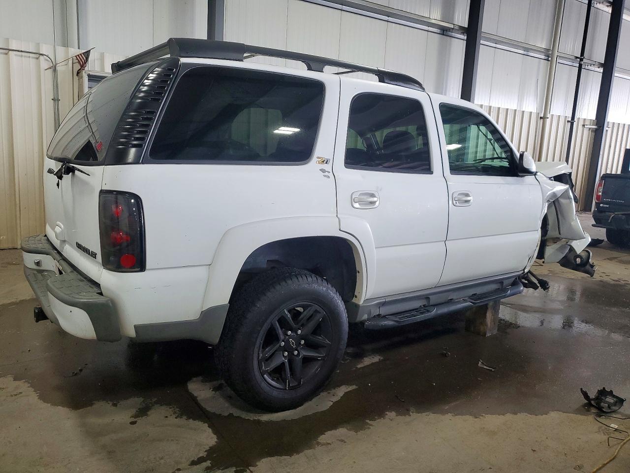 2003 Chevrolet Tahoe K1500 - Фото 3