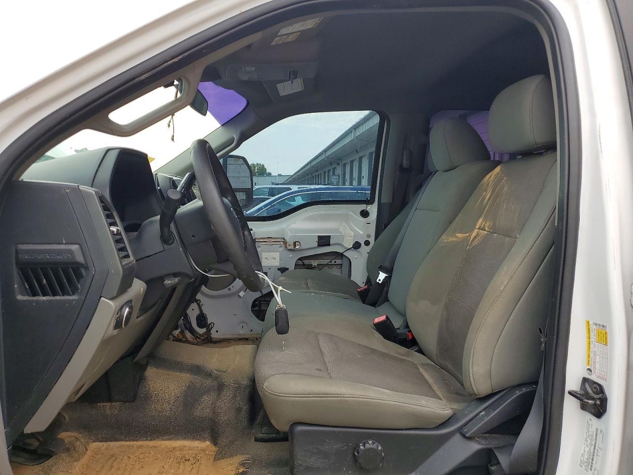 2020 Ford F250 Super Duty - Image 7