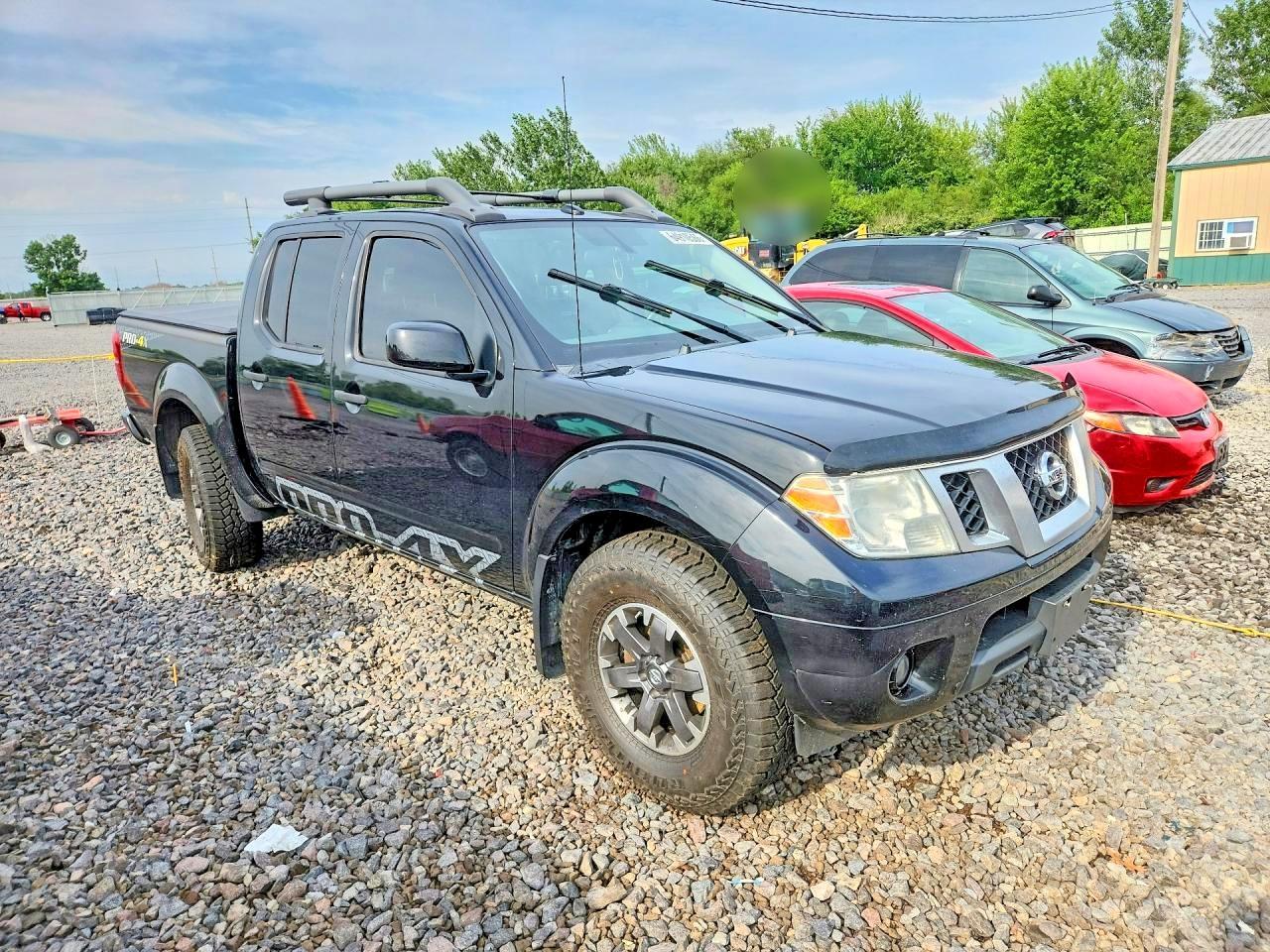 2018 Nissan Frontier S - Image 4