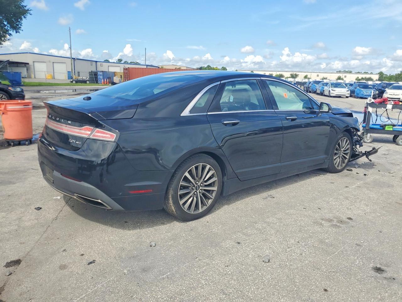 2017 Lincoln Mkz Select - Фото 3
