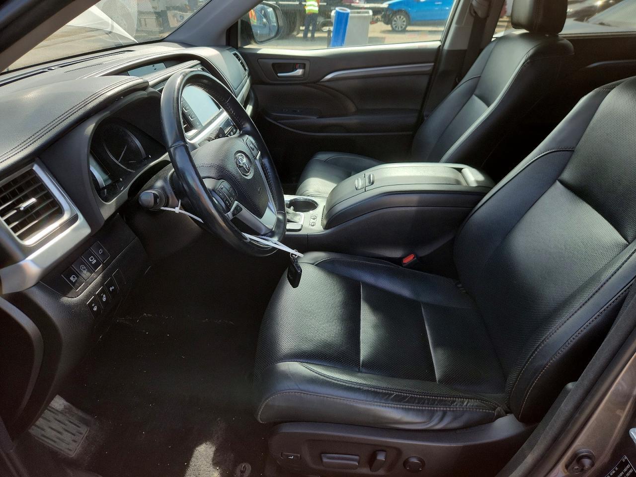 2018 Toyota Highlander Limited - Image 7