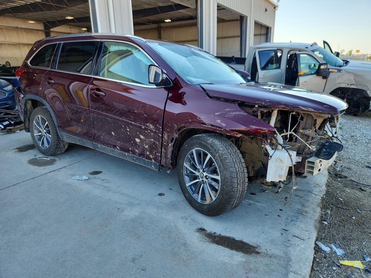 2019 Toyota Highlander Xle - Фото 4