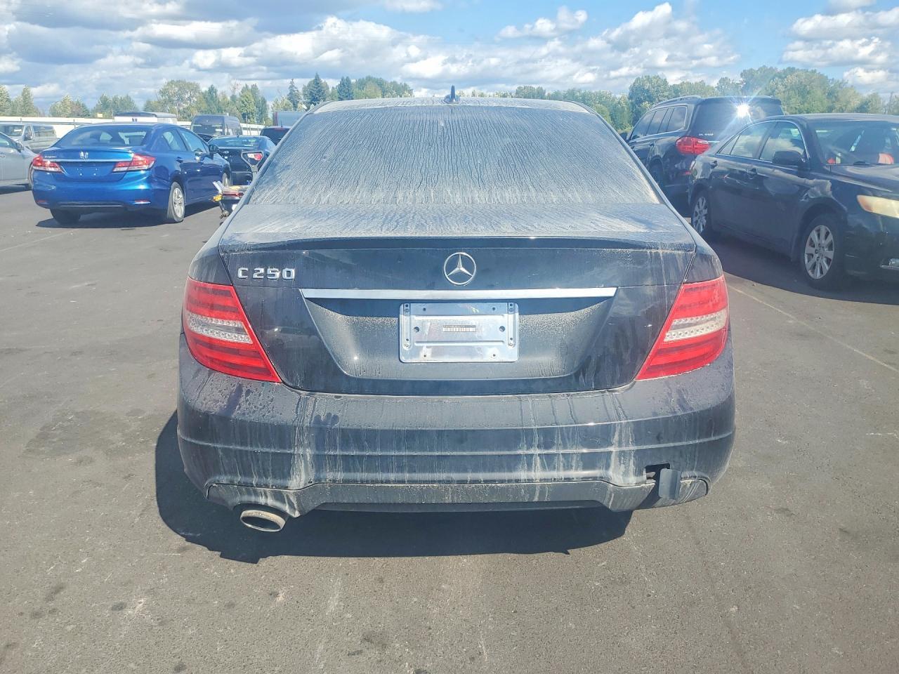 2014 Mercedes-Benz C 250 - Image 6
