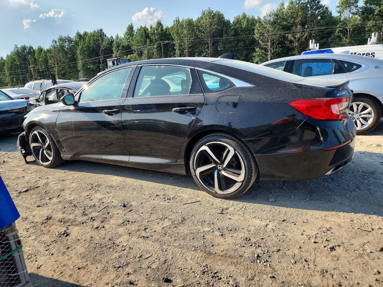 2018 Honda Accord Sport - Image 2