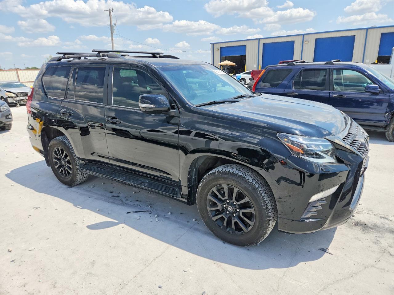 2022 Lexus Gx 460 - Image 4