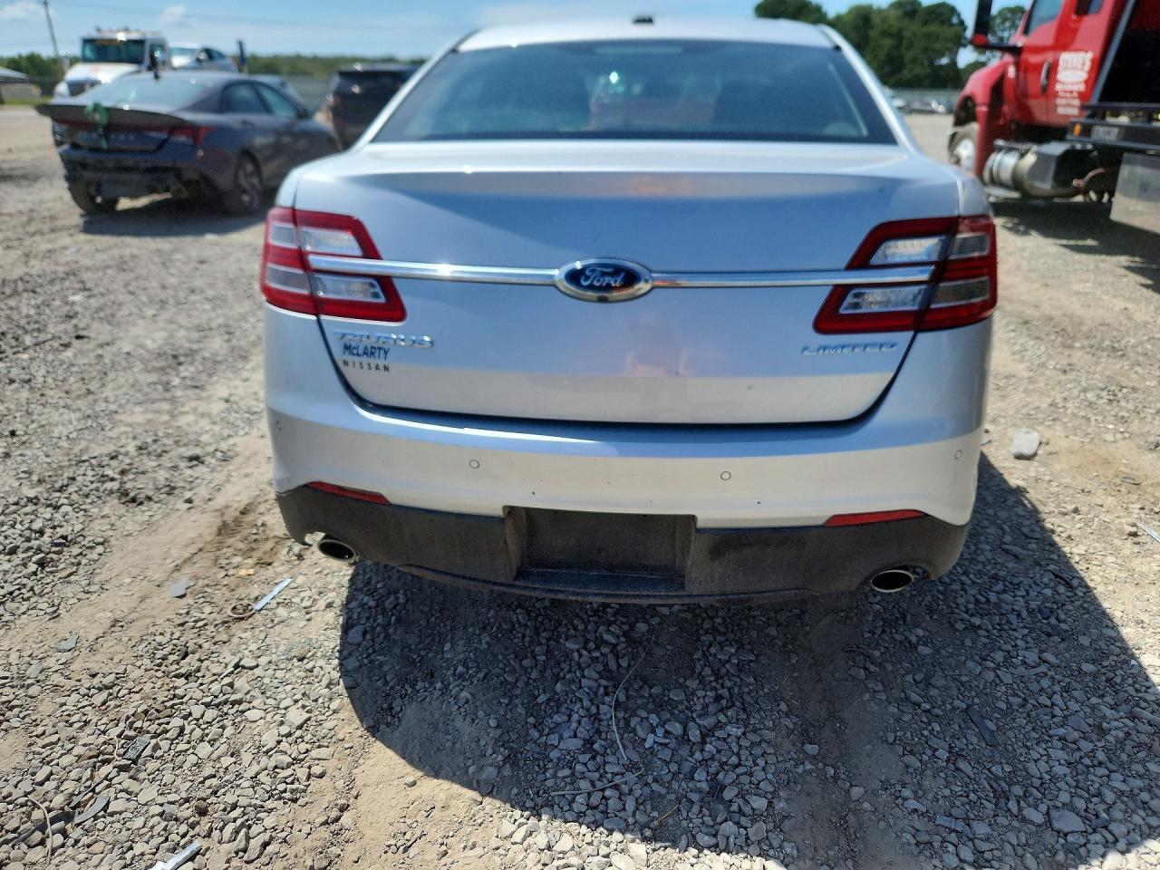 2016 Ford Taurus Limited - Фото 6