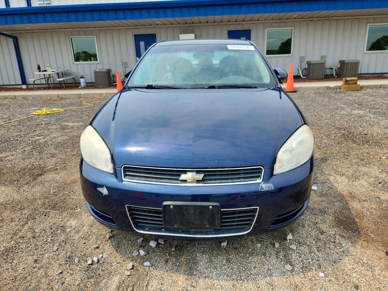 2009 Chevrolet Impala - Image 5