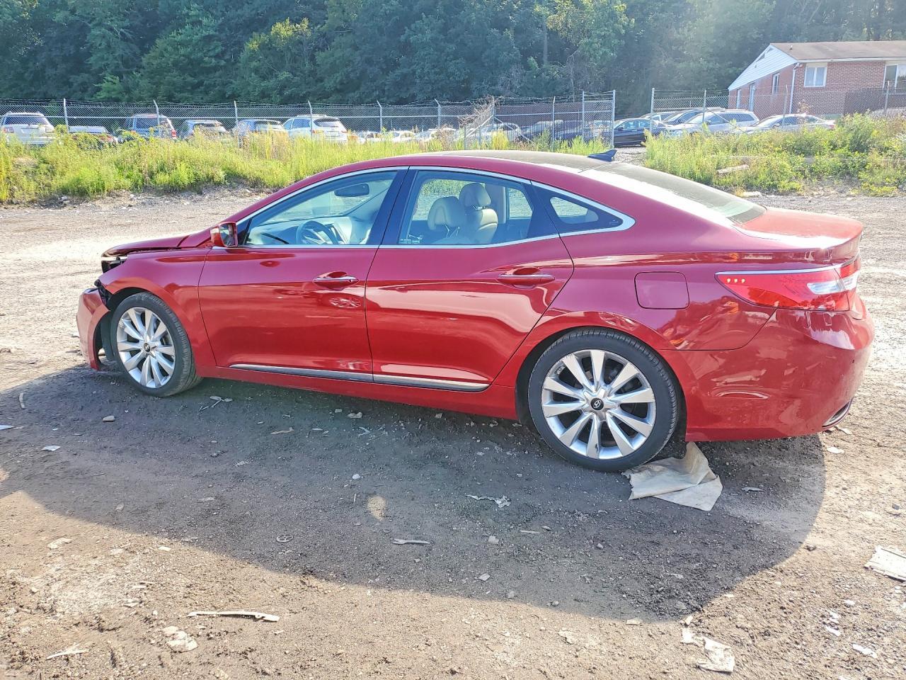 2013 Hyundai Azera Base - Image 2