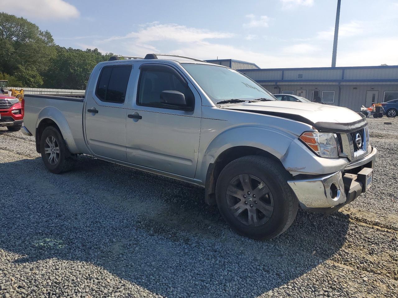 2010 Nissan Frontier Se V6 - Фото 4
