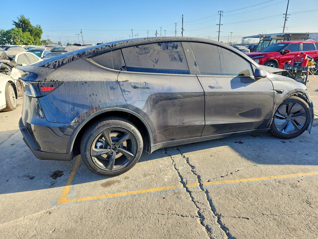 2026 Tesla Model Y - Image 3