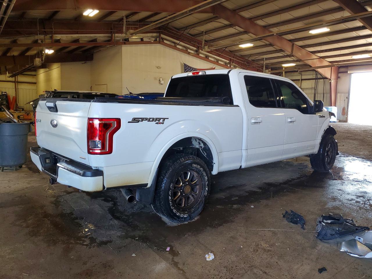2015 Ford F150 Supercrew - Фото 3