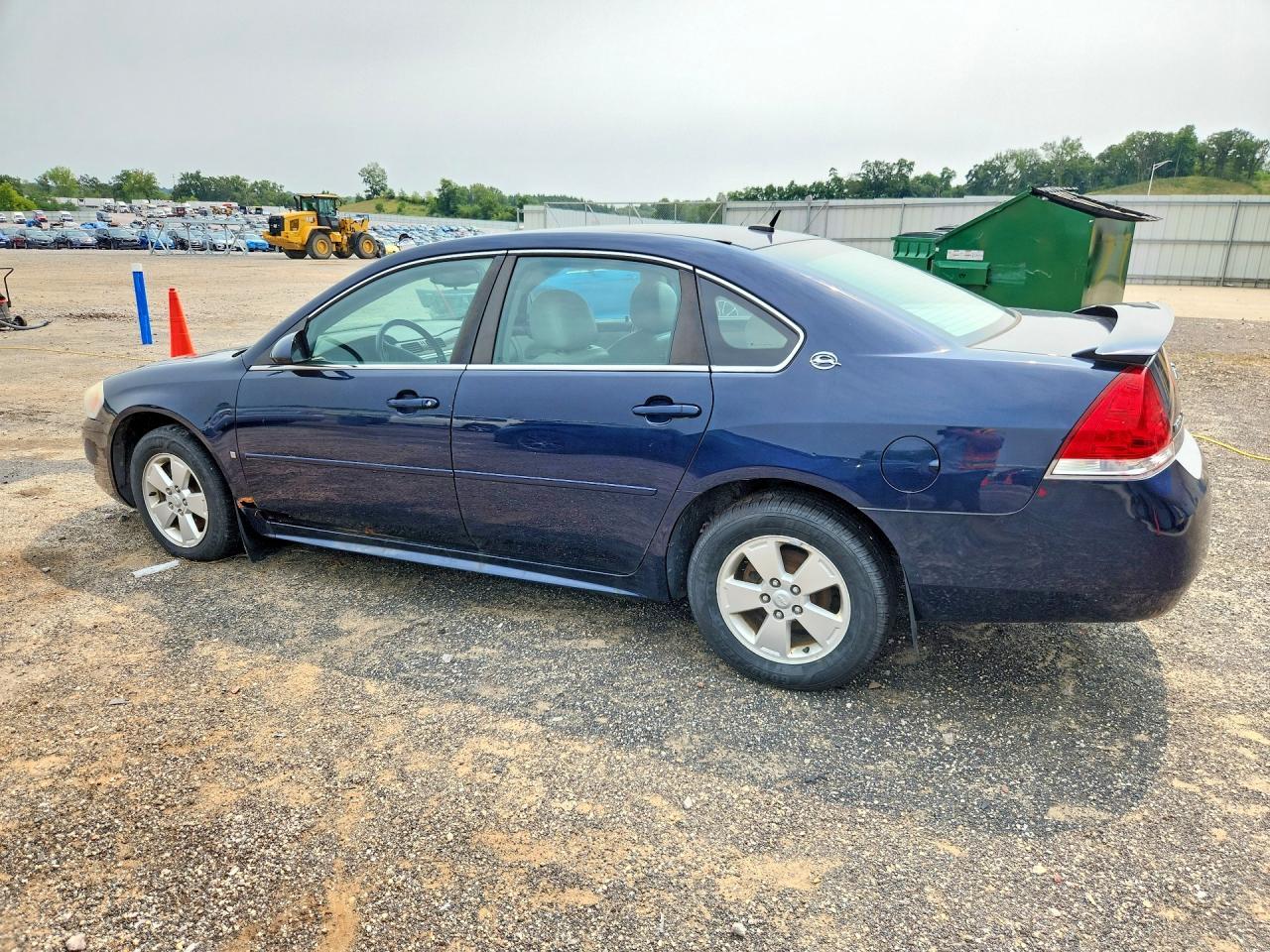 2009 Chevrolet Impala - Image 2