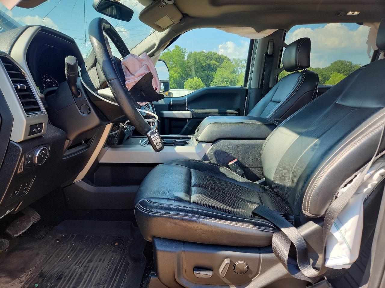 2020 Ford F350 Super Duty - Image 7