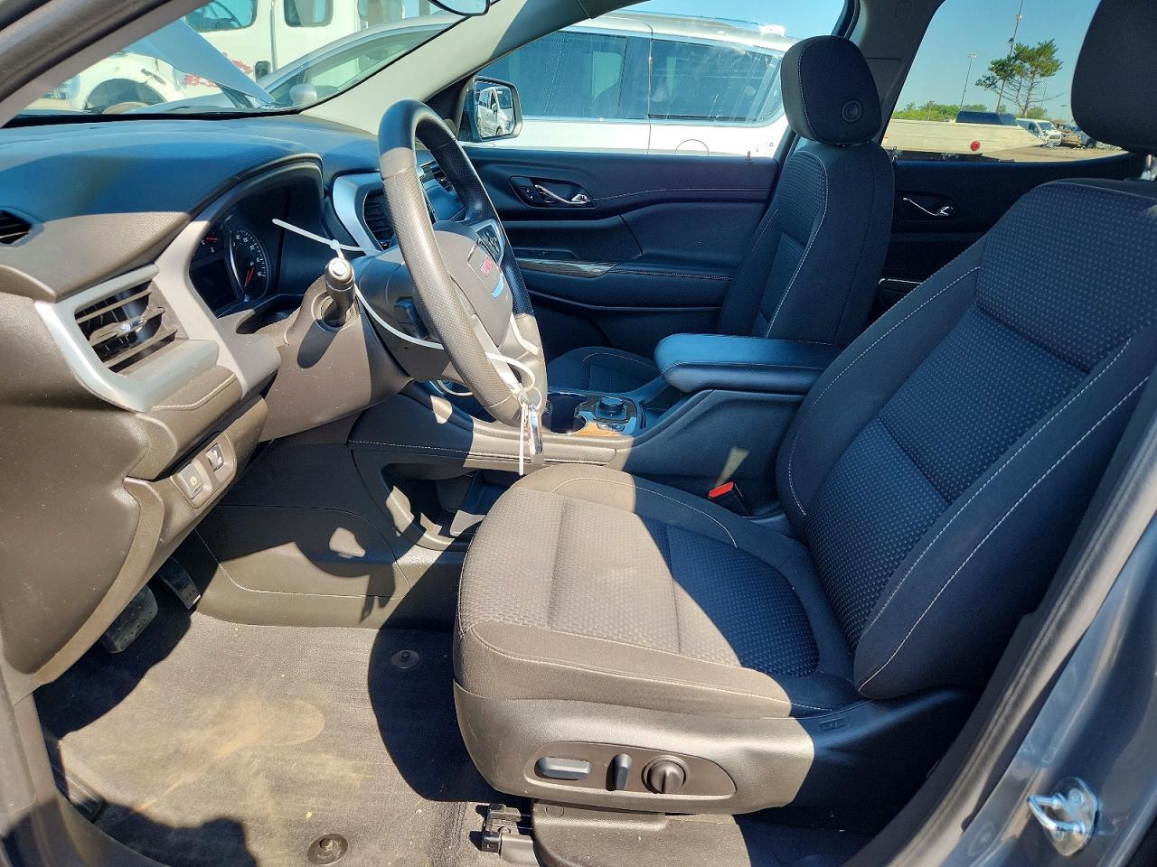 2023 GMC Acadia Sle - Image 7