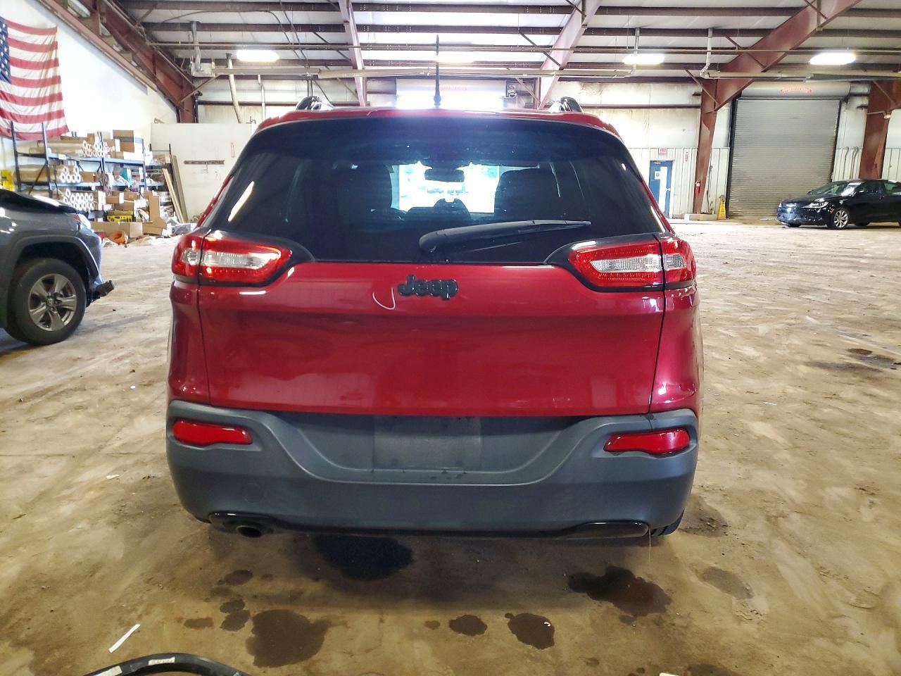 2017 Jeep Cherokee Sport - Image 6