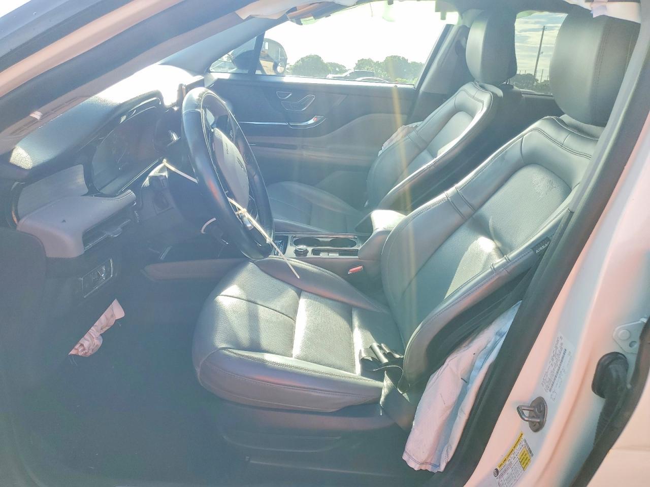 2020 Lincoln Corsair - Image 7