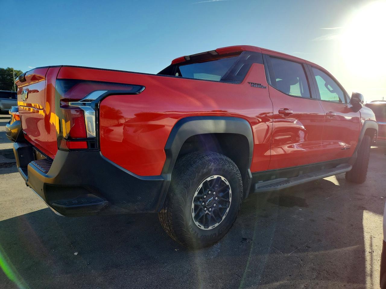 2026 Chevrolet Silverado Trail Boss - Фото 3