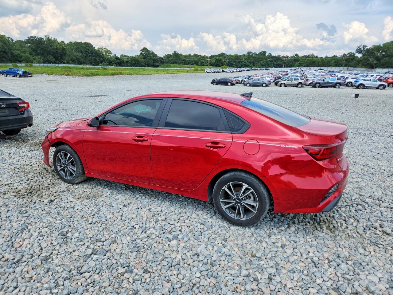 2024 Kia Forte Lxs - Image 2