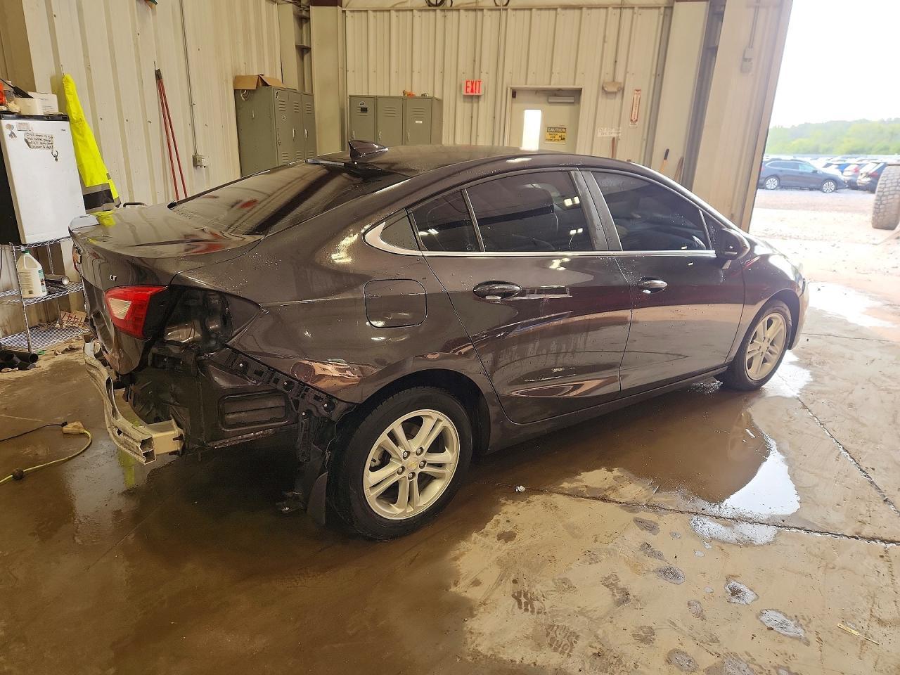 2017 Chevrolet Cruze Lt - Фото 3