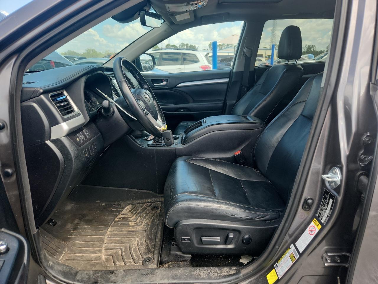 2017 Toyota Highlander Xle - Image 7