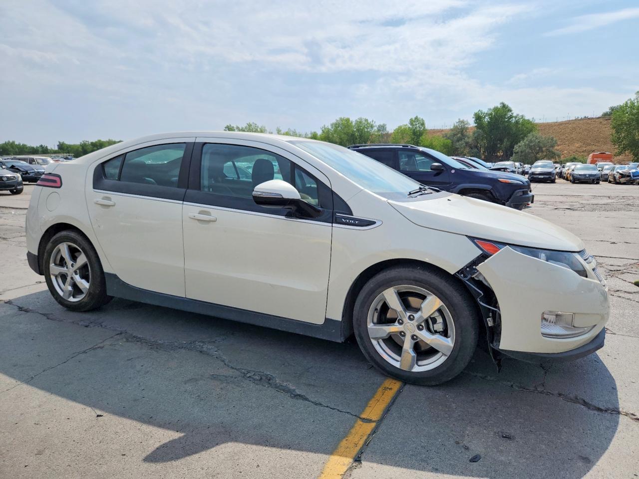 2014 Chevrolet Volt - Фото 4