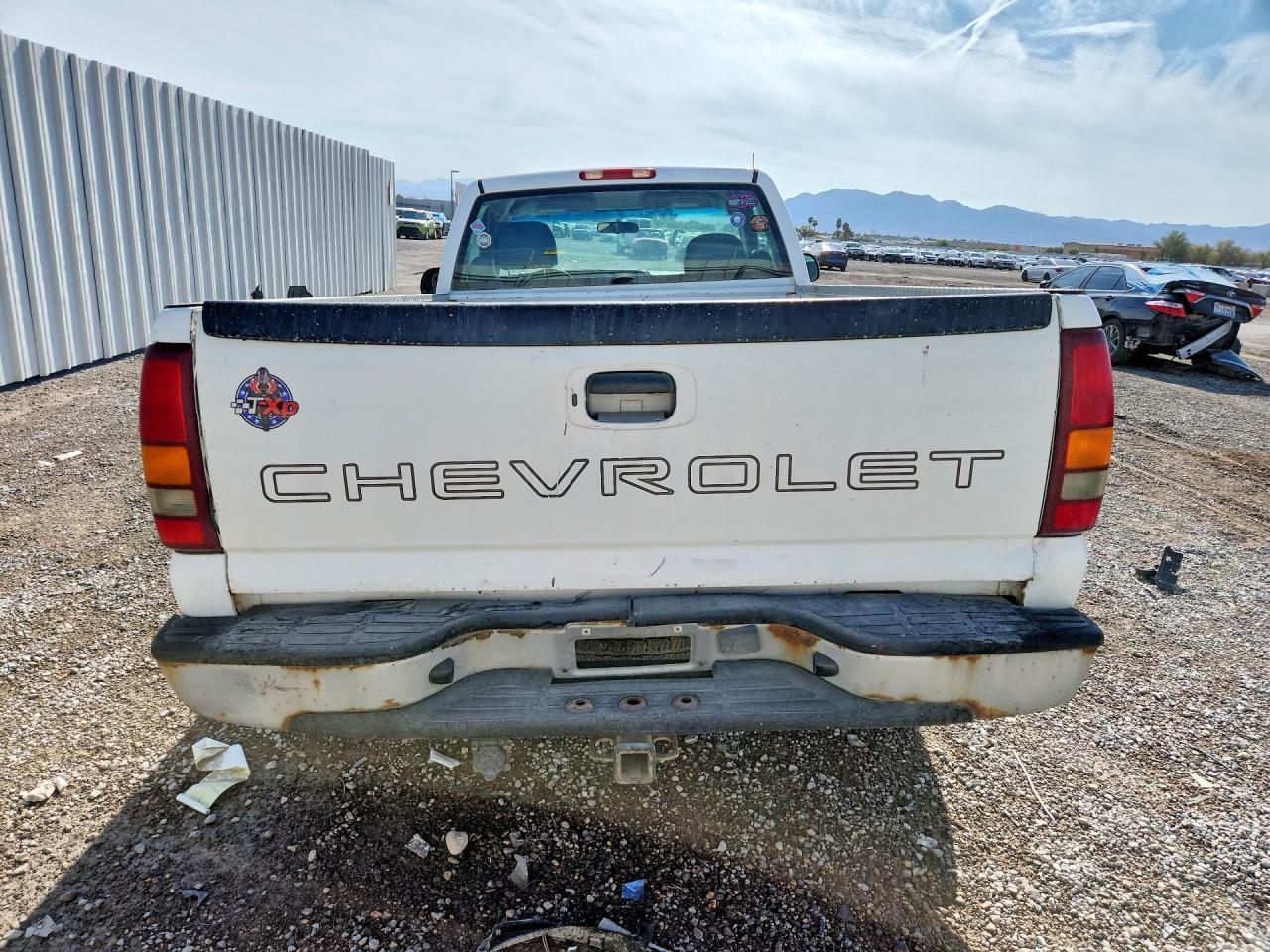 2000 Chevrolet Silverado C1500 - Image 6