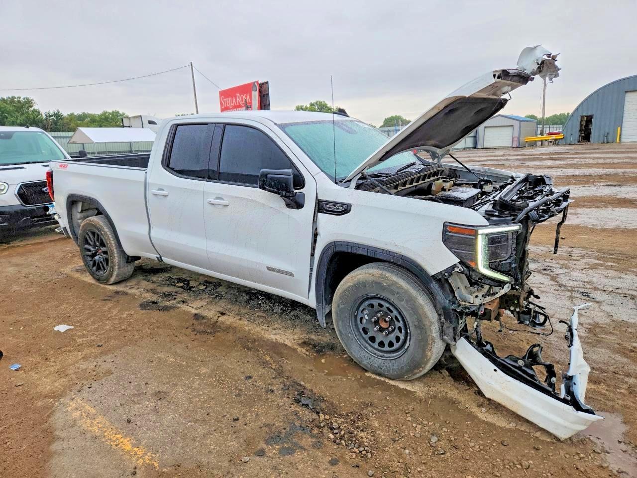 2024 GMC Sierra C1500 Elevation - Image 4