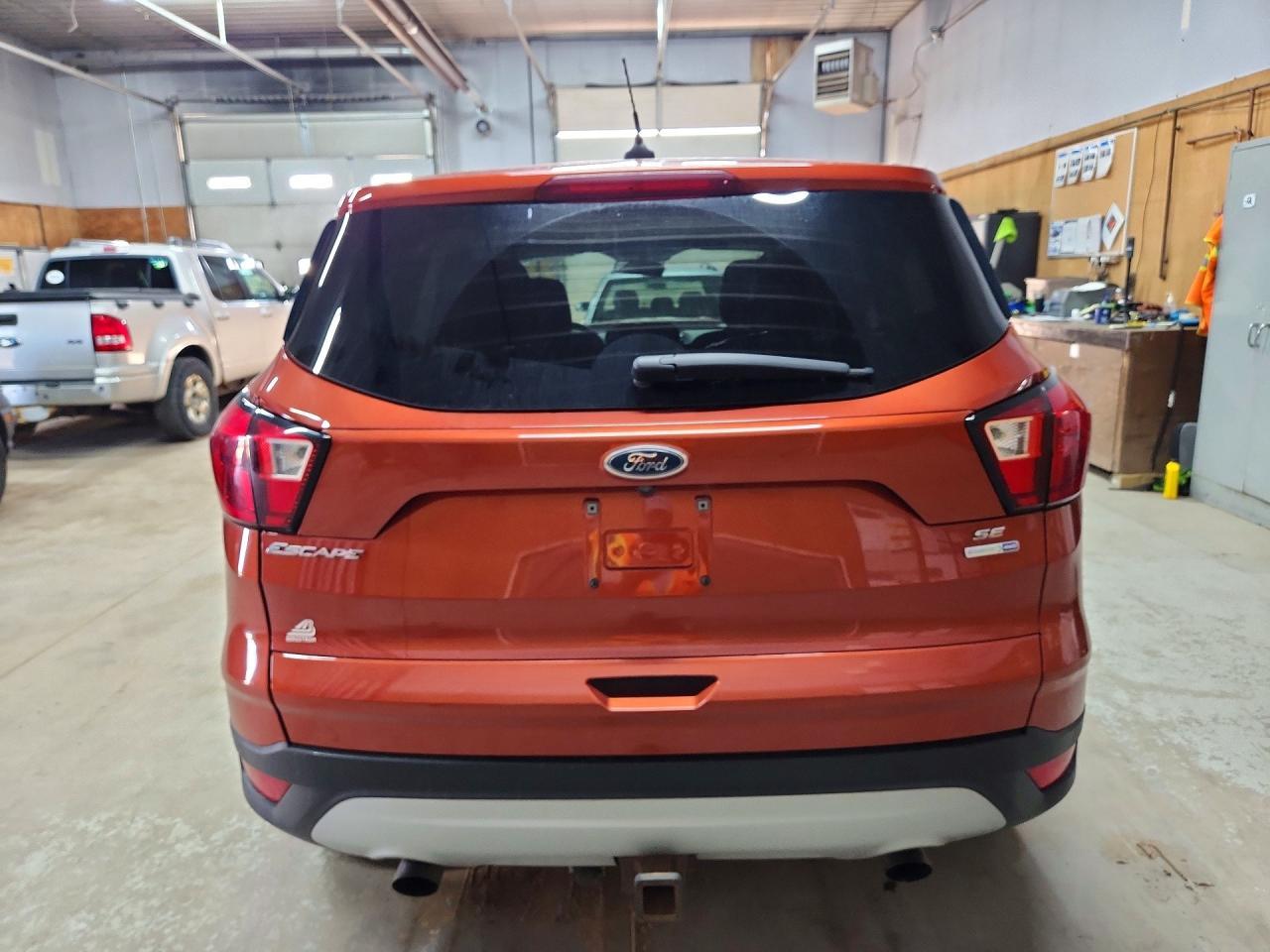 2019 Ford Escape - Фото 6