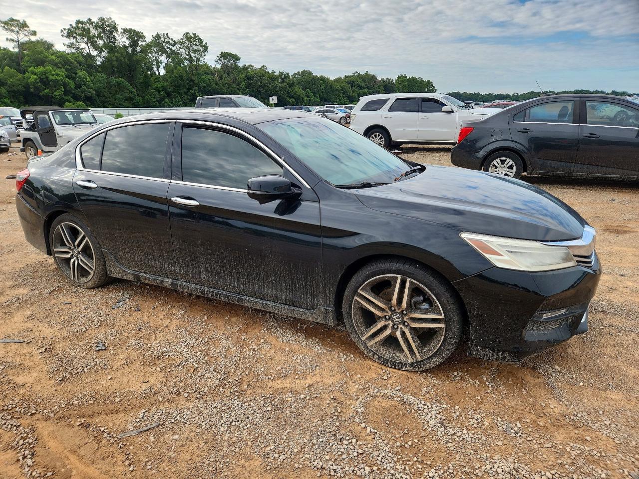 2017 Honda Accord Touring - Фото 4